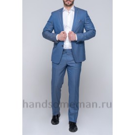 Синий мужской костюм